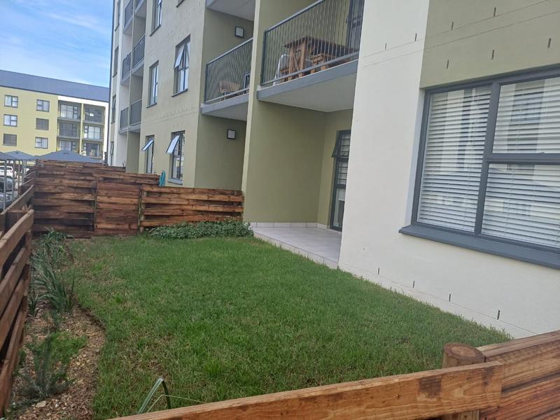 2 Bedroom Property for Sale in Gordons Bay Western Cape